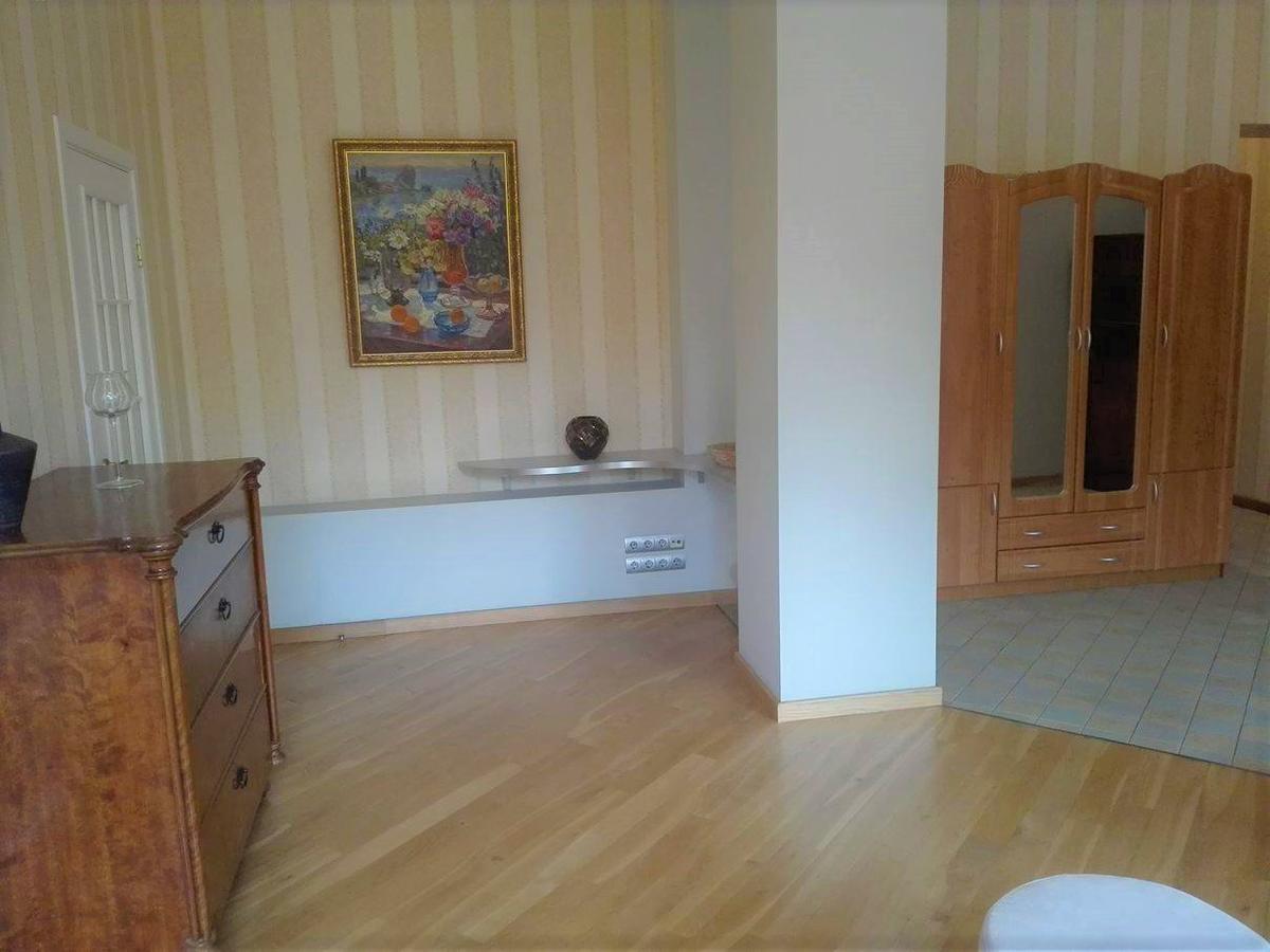 Hotel Evaline Riga Esterno foto