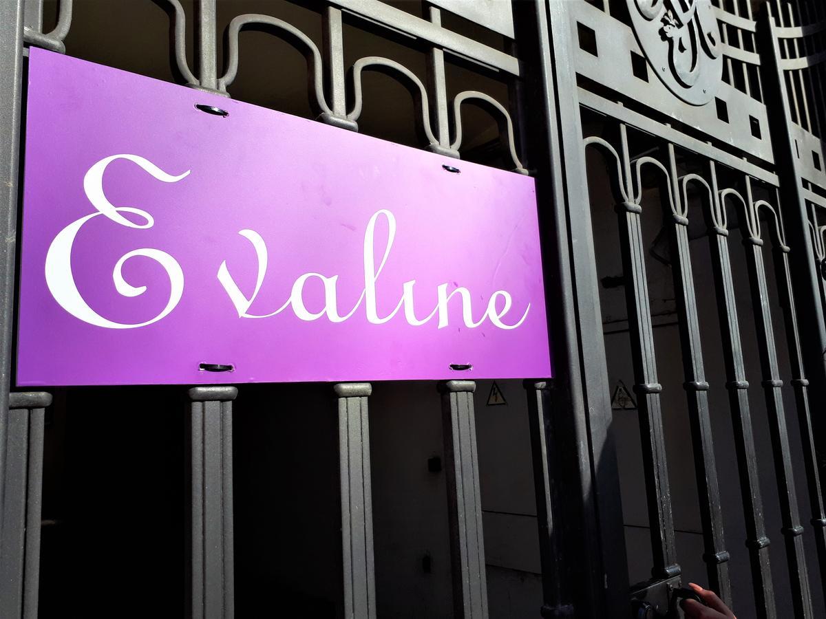 Hotel Evaline Riga Esterno foto